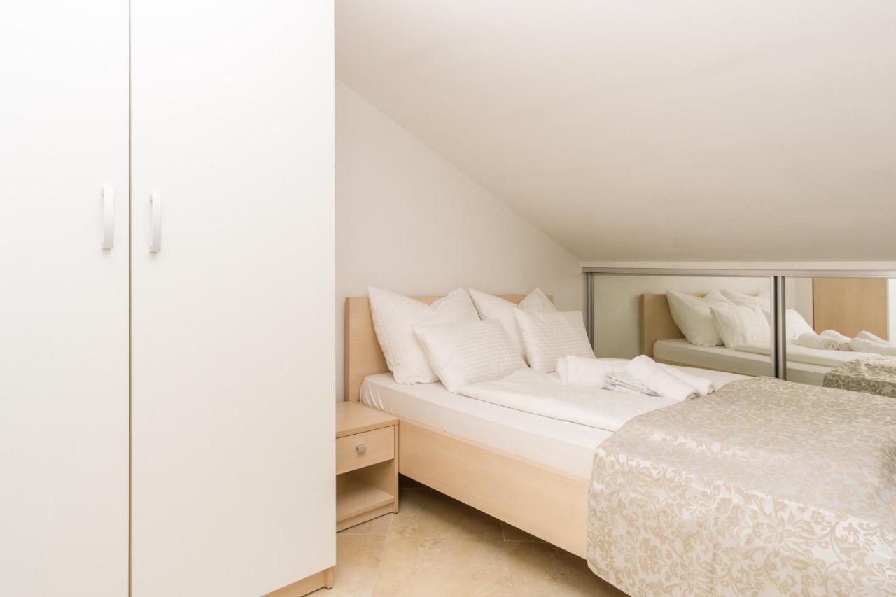 Apartmani Simi - The Wave Crikvenica Esterno foto